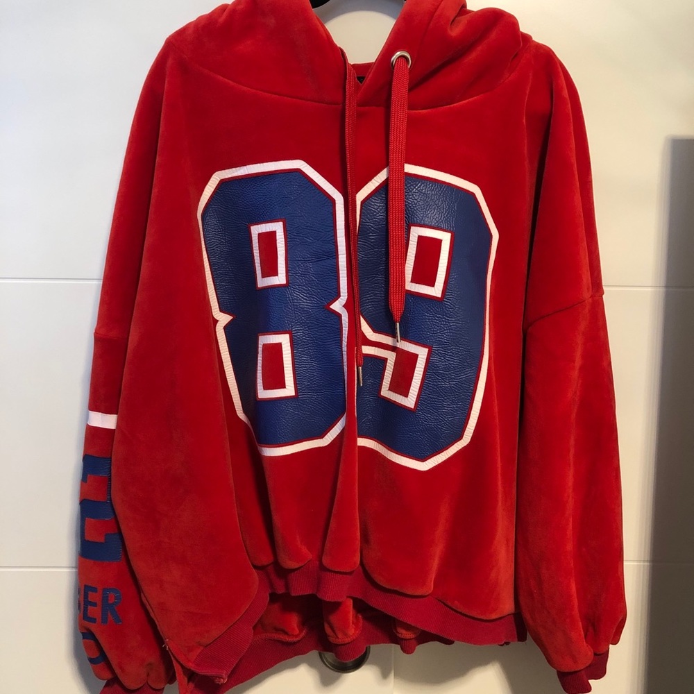 Super comfortable and warm hoodie